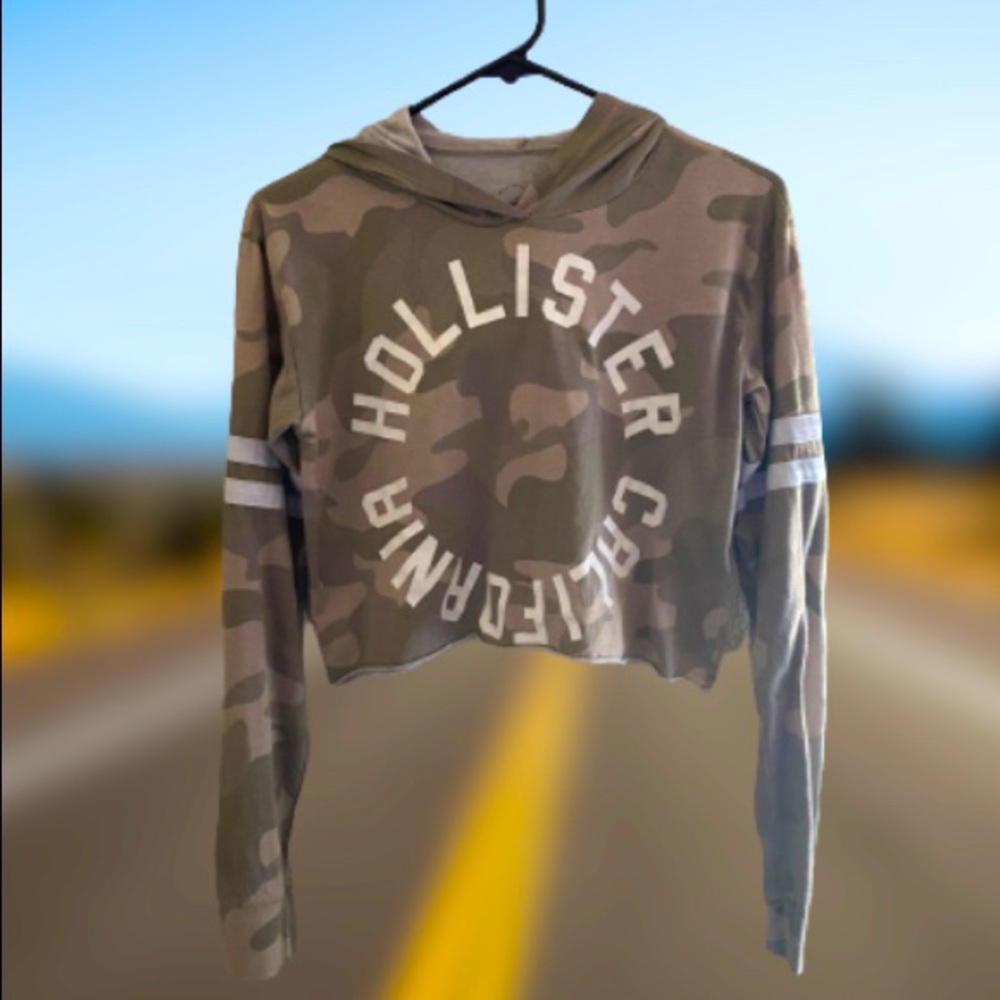 Sweatshirt